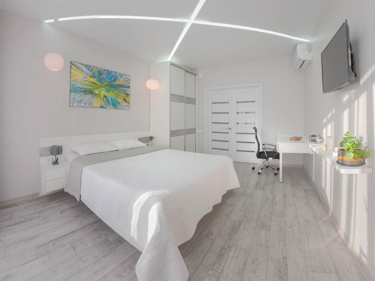 3-Room Apartments Avalon Lviv Dış mekan fotoğraf